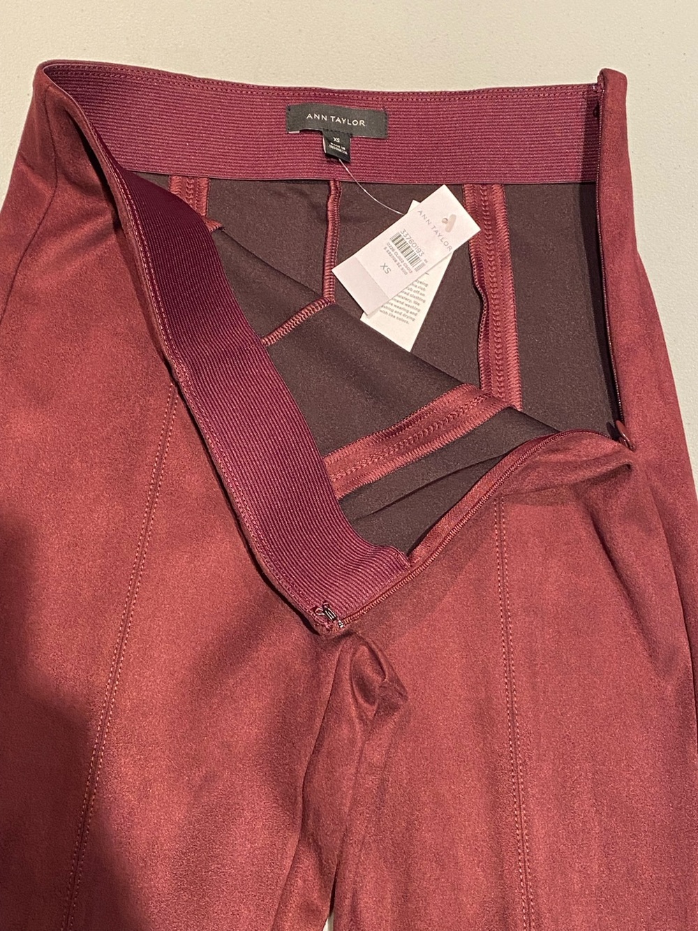 Ann Taylor Faux-Suede Leggings, wine/burgundy, size XS, NWT - Picture 9 of 9